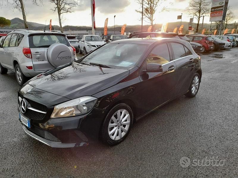 Usata Mercedes A160 Executive 90 CV (66 kW) 2017 Nero Berlina