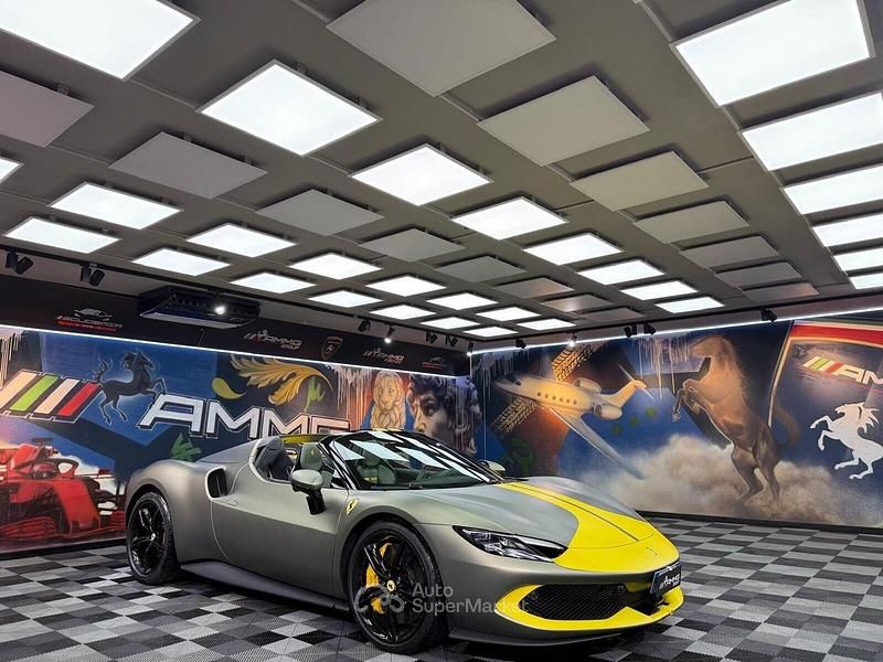 Nuova Ferrari 296 700 CV (514 kW) 2026 Verde Cabrio