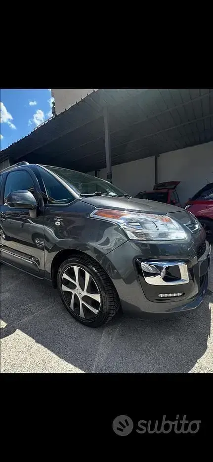 Usata Citroën C3 Picasso Exclusive 92 CV (67 kW) 2015 Grigio Monovolume