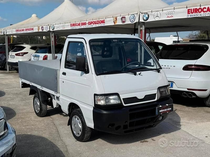 Bianco Usata 2008 Piaggio Porter Pick-up | 6500 € (Buon prezzo) - Immagine 1/4