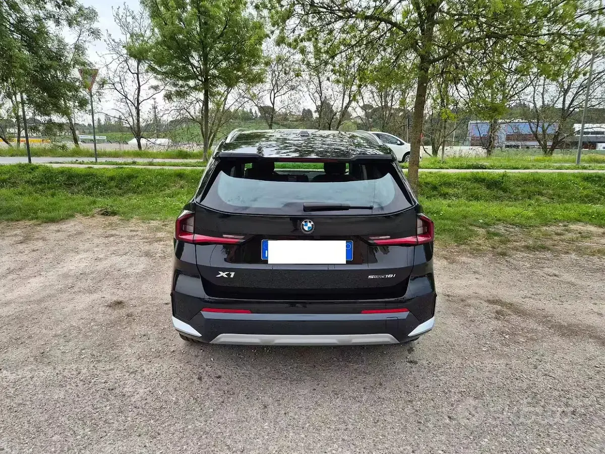 Usata BMW X1 xLine 136 CV (100 kW) 2023 Nero SUV