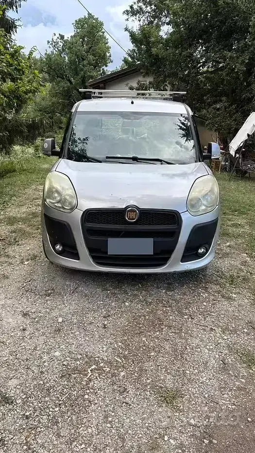 Usata Fiat Doblò 105 CV (77 kW) 2015 Monovolume
