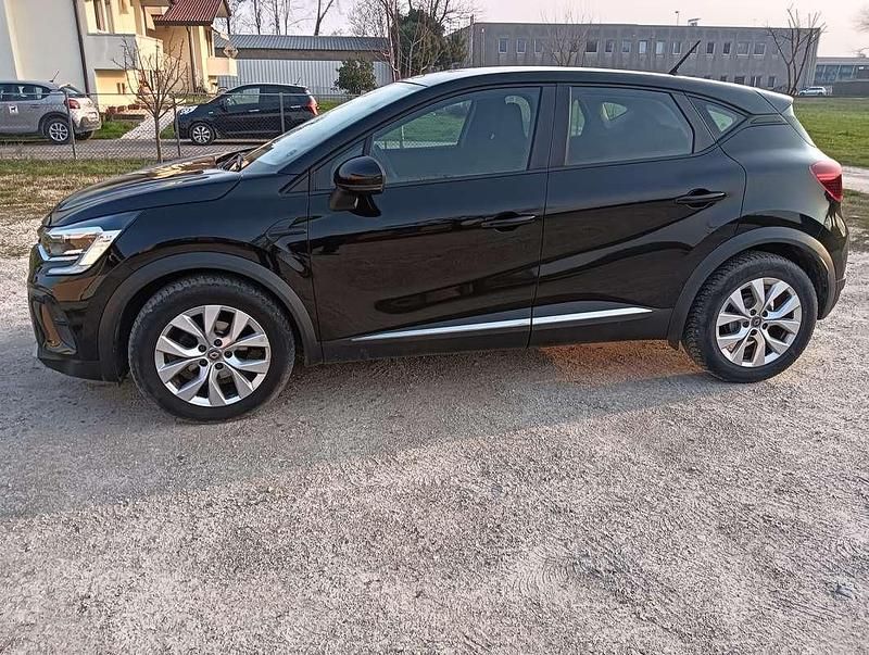 Usata Renault Captur 95 CV (69 kW) 2020 Nero SUV