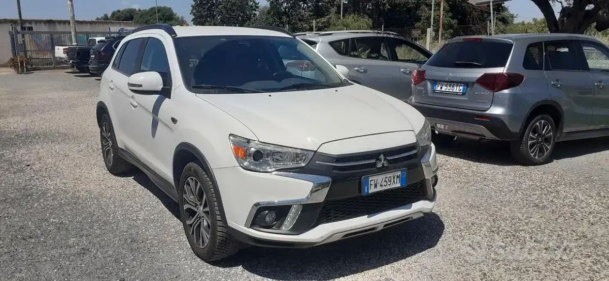 Usata Mitsubishi ASX 150 CV (110 kW) 2019 Bianco SUV