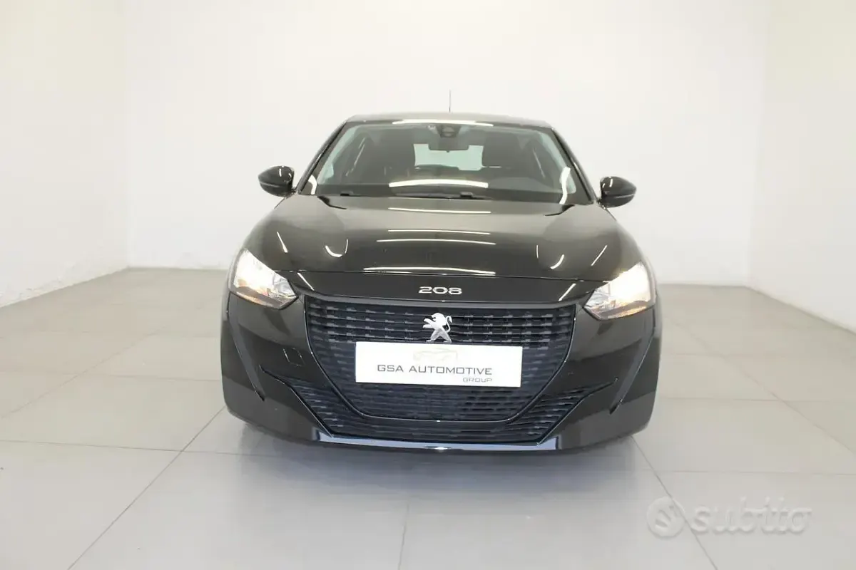 Usata Peugeot 208 Active 75 CV (55 kW) 2021 Nero Utilitaria