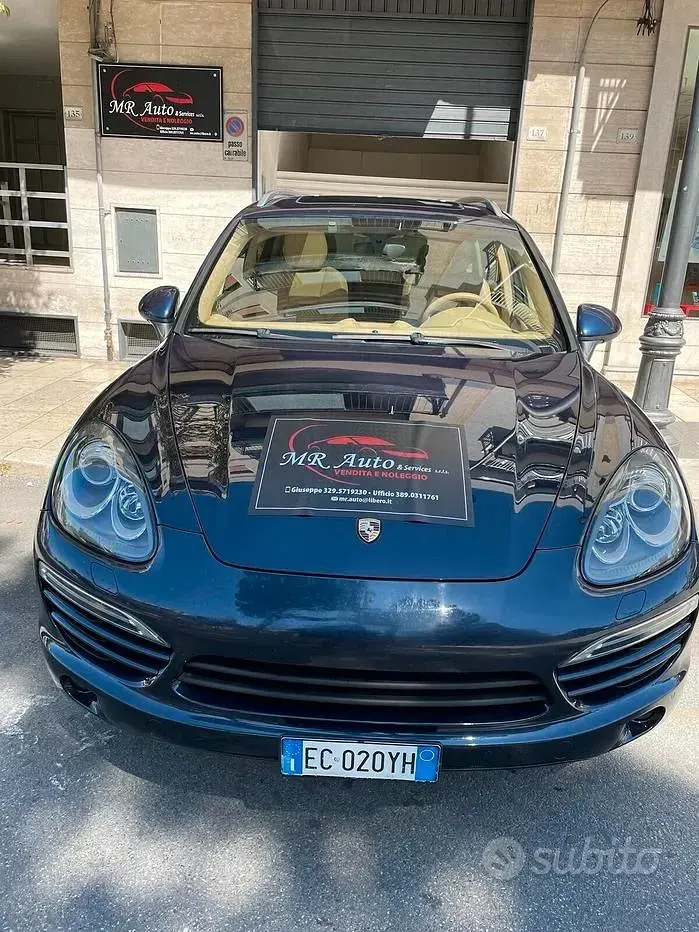 Usata Porsche Cayenne 245 CV (180 kW) 2012 Blu SUV