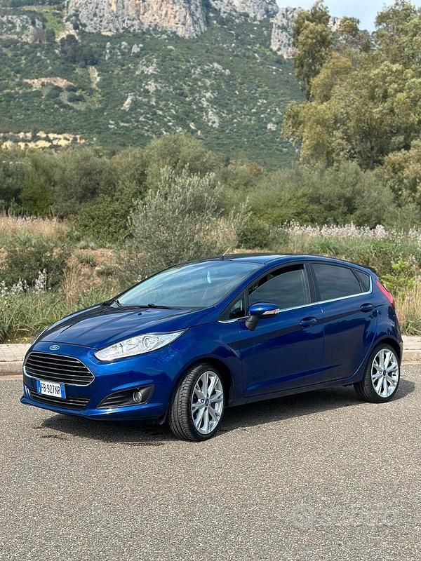 Usata Ford Fiesta Titanium 95 CV (69 kW) 2016 Berlina