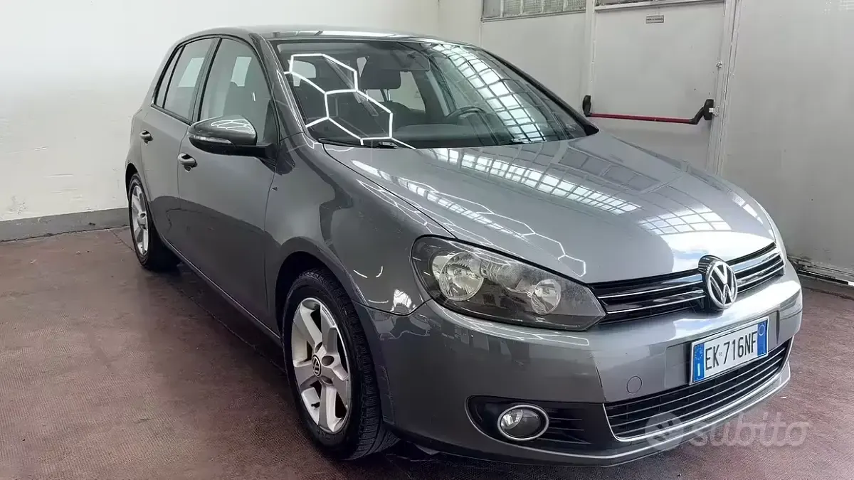 Usata VW Golf VI Highline 105 CV (77 kW) 2011 Grigio Utilitaria