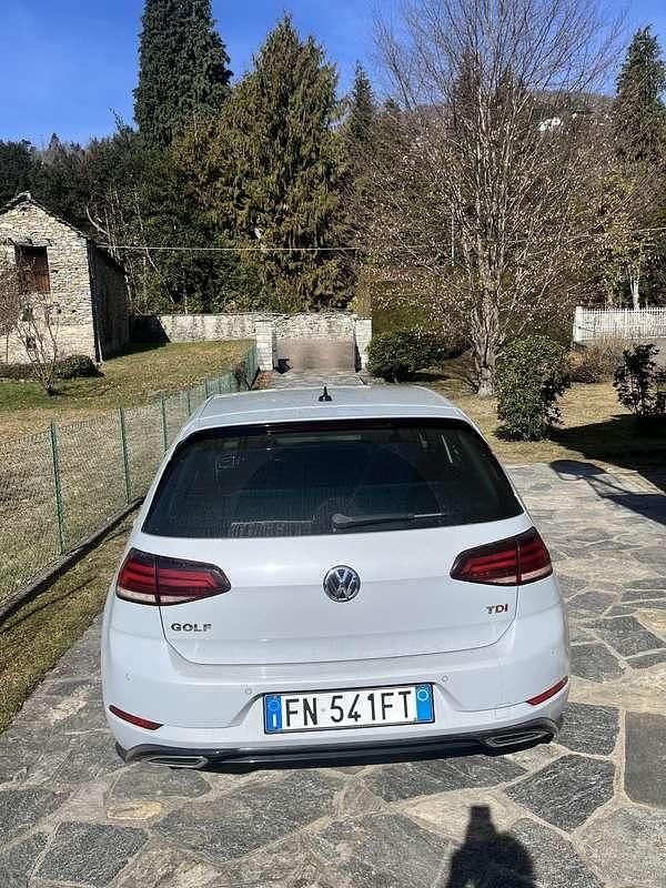Usata VW Golf VII Sportline 116 CV (85 kW) 2018 Bianco Berlina