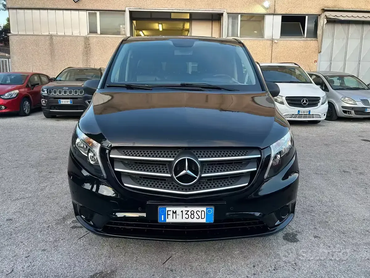 Usata Mercedes Vito 163 CV (119 kW) 2017 Nero Furgone