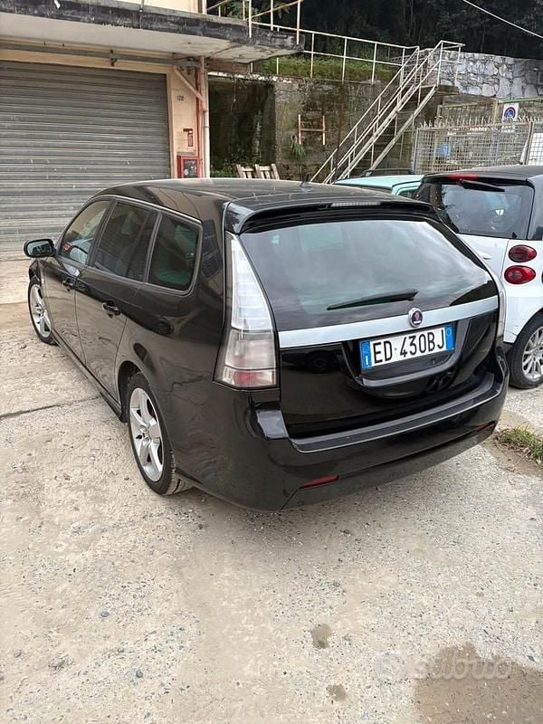 Usata Saab 9-3 Linear 160 CV (117 kW) 2010 Nero Station wagon