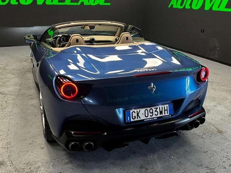 Usata Ferrari Portofino 600 CV (441 kW) 2020 Blu/azzurro Cabrio
