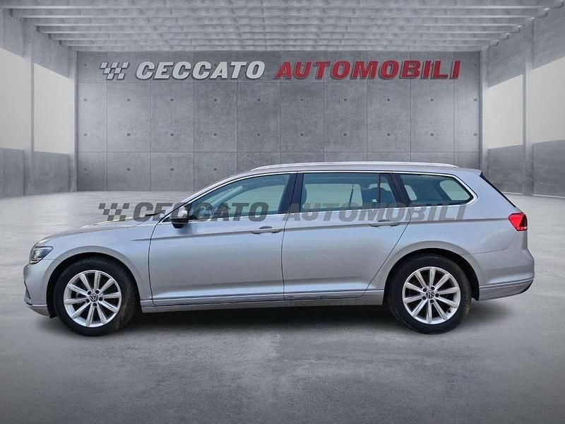 Usata VW Passat Business 150 CV (110 kW) 2023 Argento Station wagon