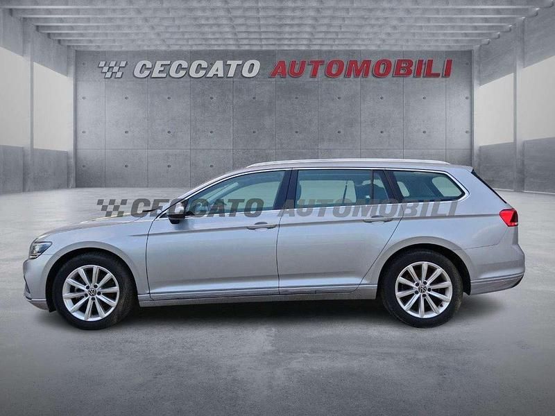 Usata VW Passat Business 150 CV (110 kW) 2023 Argento Station wagon