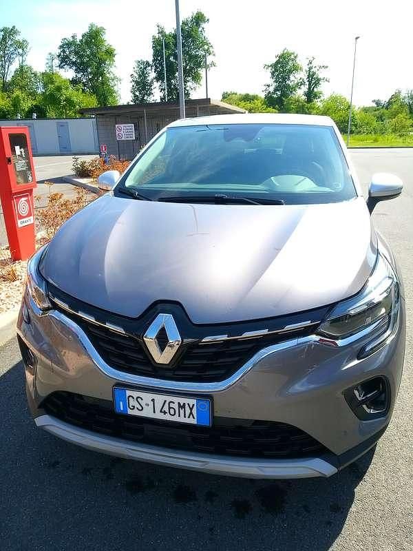 Occasion Renault Captur Techno 101 ch (74 kW) 2024 Gris SUV