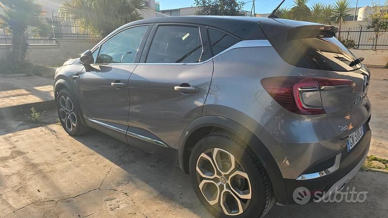 Usata Renault Captur 95 CV (69 kW) 2020 SUV