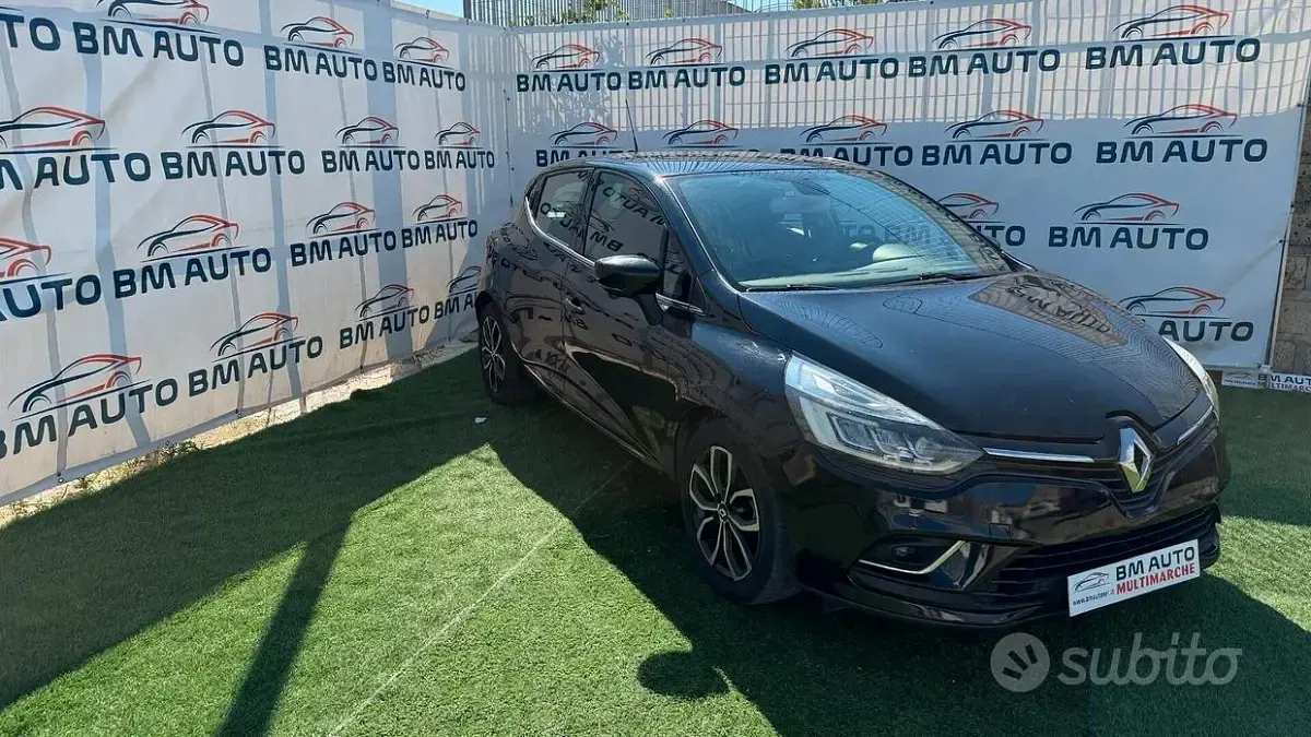 Usata Renault Clio IV Intens 75 CV (55 kW) 2019 Nero Berlina