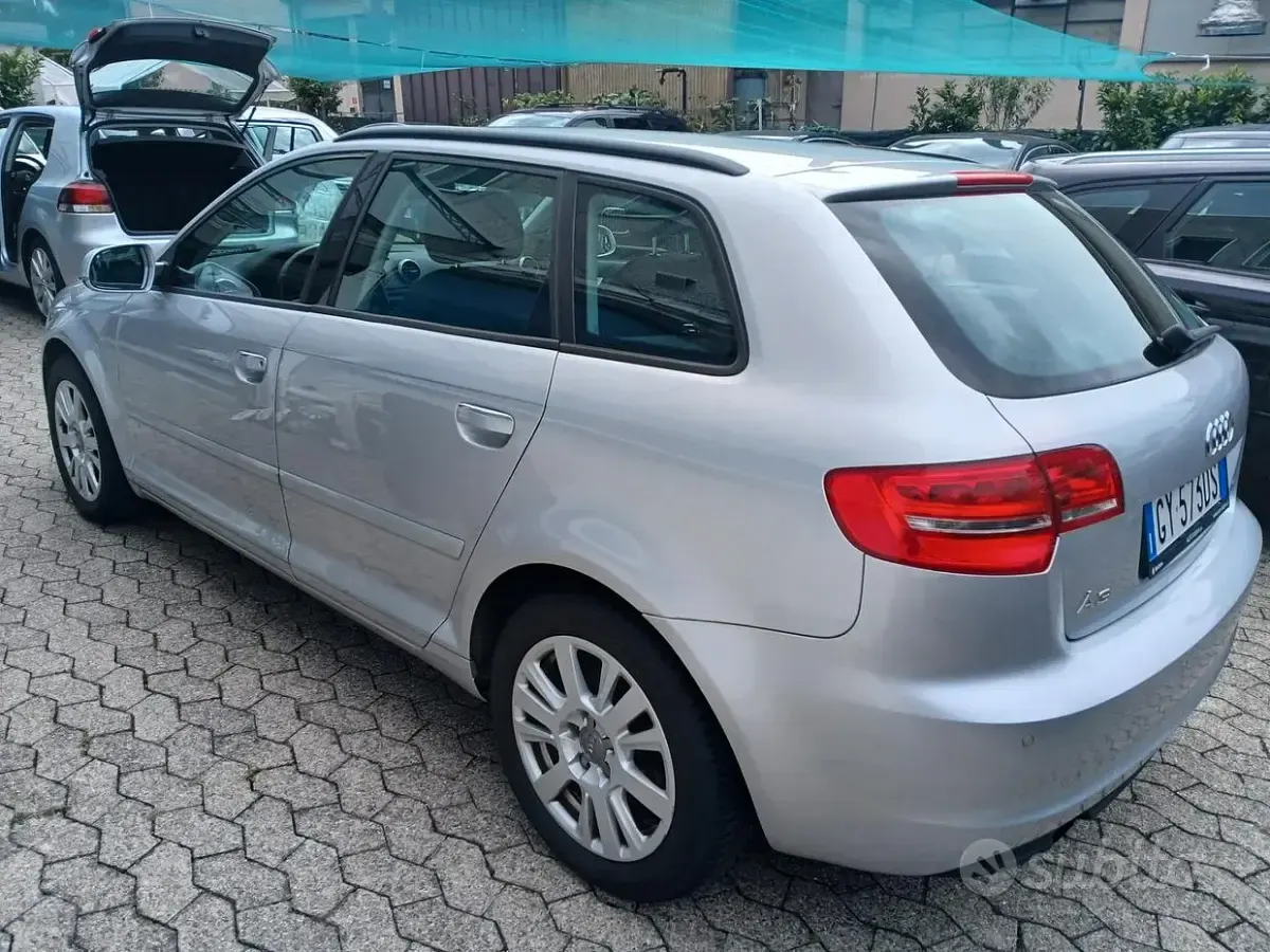 Usata Audi A3 Ambition 105 CV (77 kW) 2013 Grigio Berlina