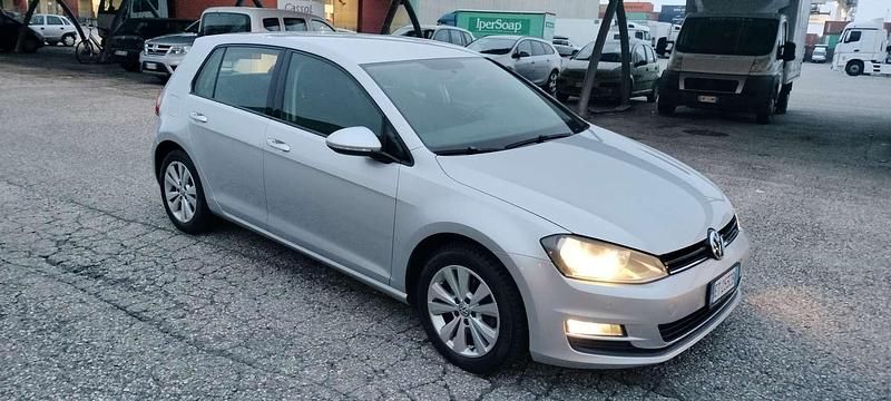 Usata VW Golf VII 105 CV (77 kW) 2014 Argento Berlina