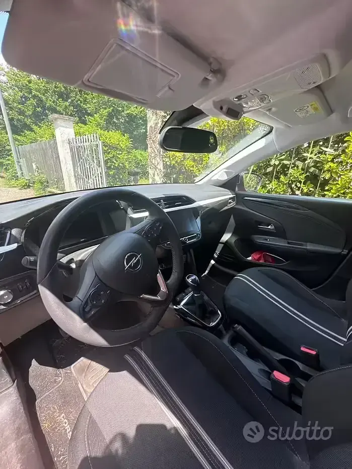 Usata Opel Corsa Design & Tech 75 CV (55 kW) 2023 Arancione Utilitaria