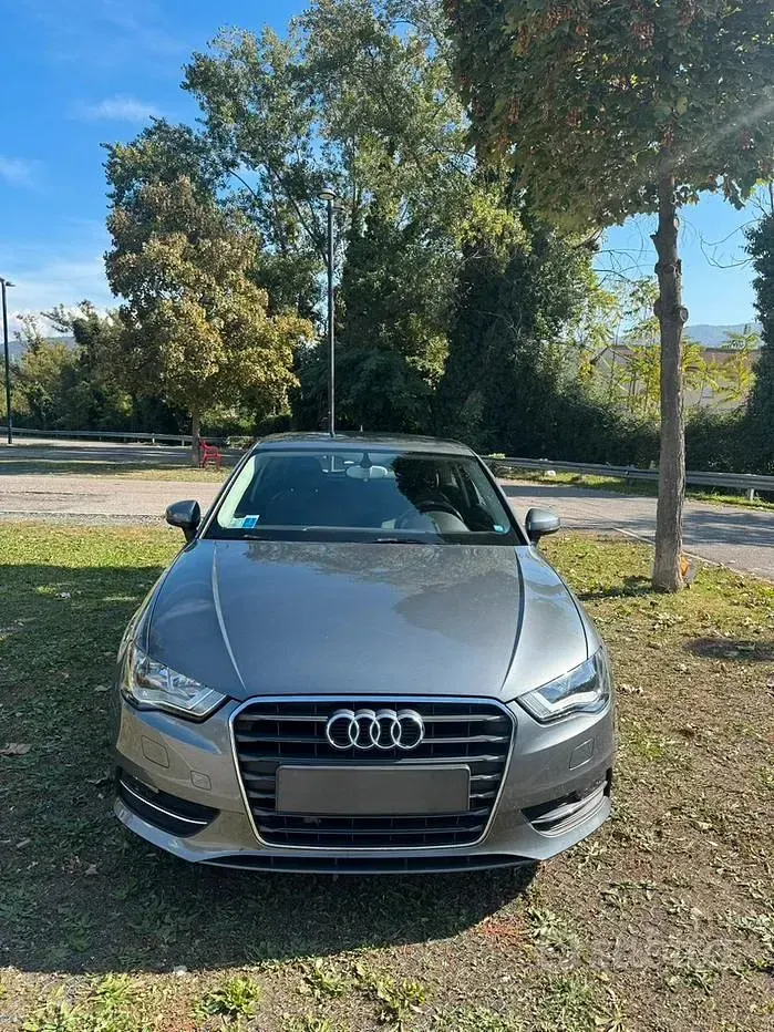 Usata Audi A3 105 CV (77 kW) 2013 Grigio Utilitaria