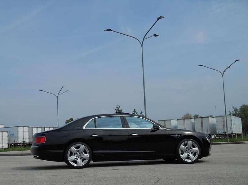 Usata Bentley Continental Flying Spur Mulliner 625 CV (459 kW) 2013 Nero Berlina