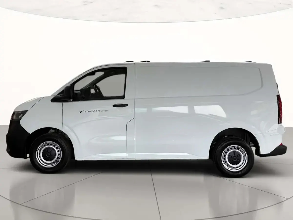 Usata VW T7 150 CV (110 kW) 2025 Clear white Furgone