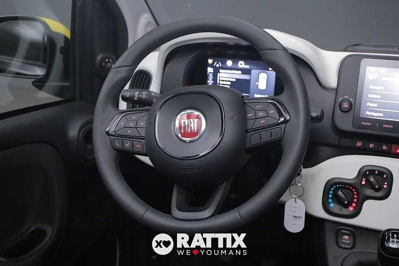 Usata Fiat Panda Cross Cross 70 CV (51 kW) 2025 Nero Utilitaria