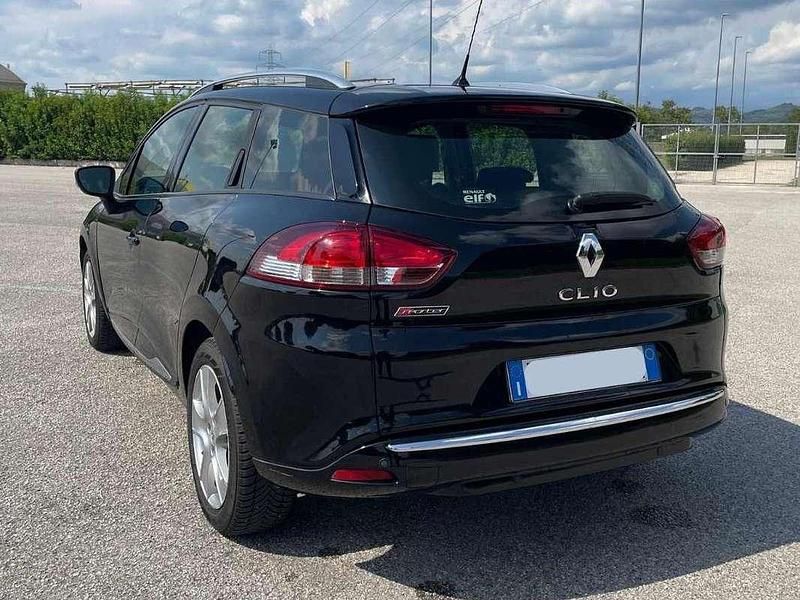 Usata Renault Clio GrandTour 73 CV (53 kW) 2014 Nero Station wagon