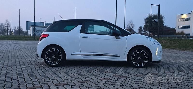 Usata DS Automobiles DS3 95 CV (69 kW) 2012 Bianco Coupé