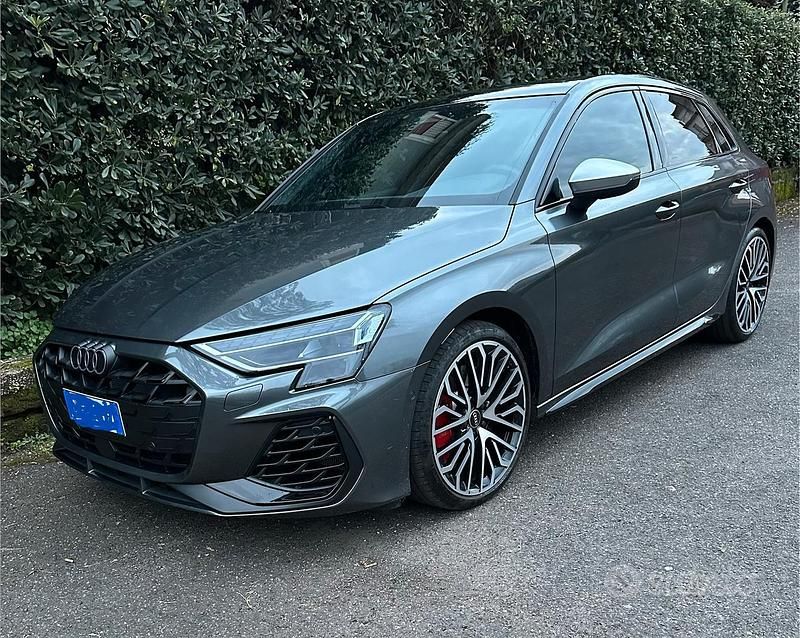 Usata Audi S3 Sport 333 CV (244 kW) 2025 Grigio Berlina