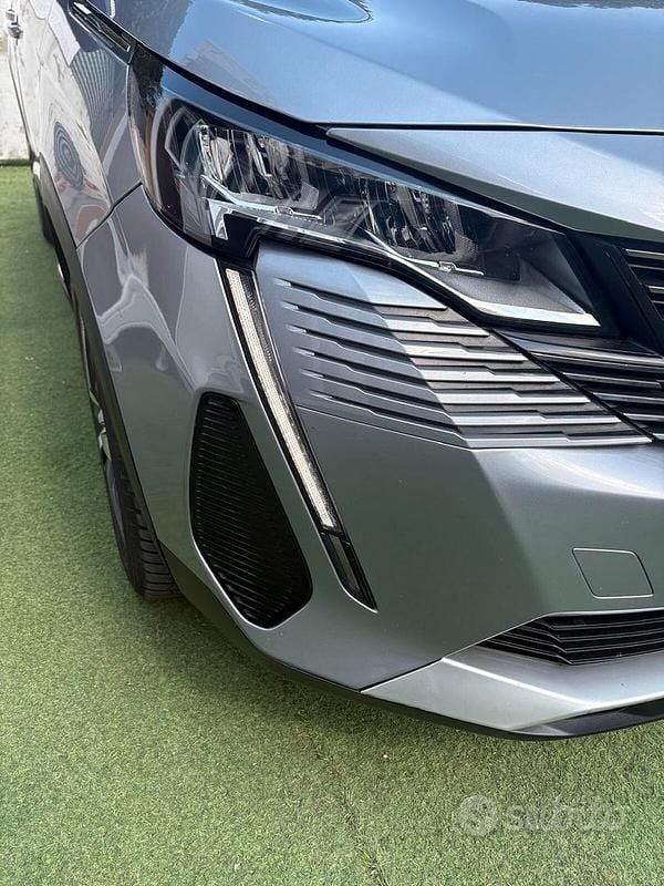 Usata Peugeot 3008 Allure 131 CV (96 kW) 2022 Grigio SUV