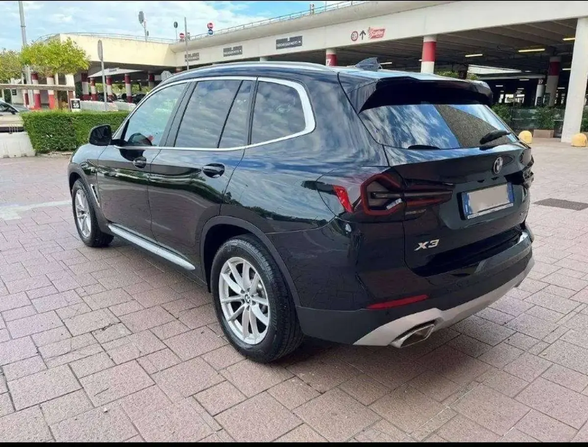 Usata BMW X3 150 CV (110 kW) 2023 Nero SUV