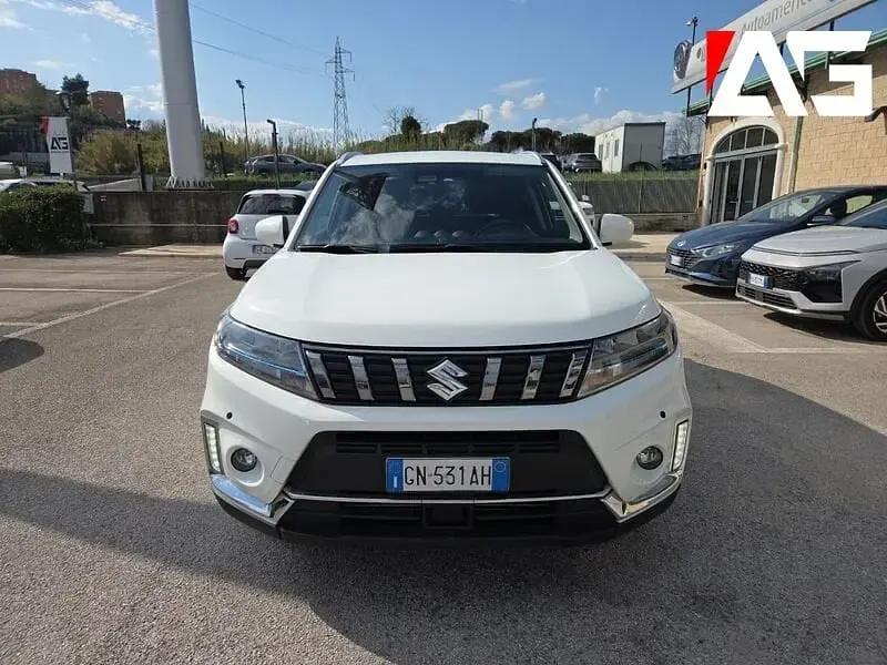 Usata Suzuki Vitara Cool 129 CV (94 kW) 2023 Bianco SUV