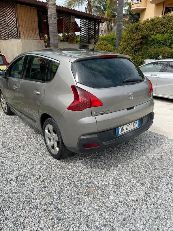 Usata Peugeot 3008 109 CV (80 kW) 2009 Grigio SUV