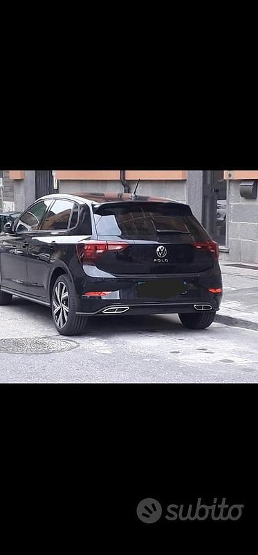 Usata VW Polo R-line 2023 Nero Utilitaria