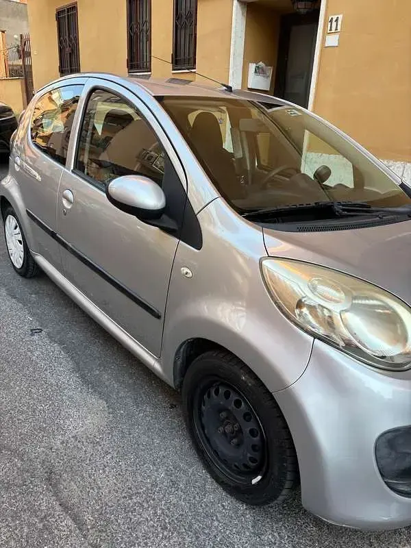 Usata Citroën C1 68 CV (50 kW) 2007 Argento Utilitaria