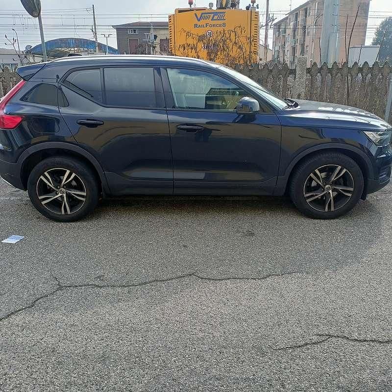 Usata Volvo XC40 Momentum 156 CV (114 kW) 2018 SUV
