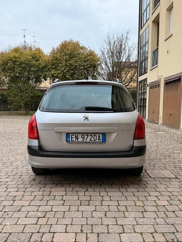 Usata Peugeot 308 SW 92 CV (67 kW) 2012 Grigio Station wagon