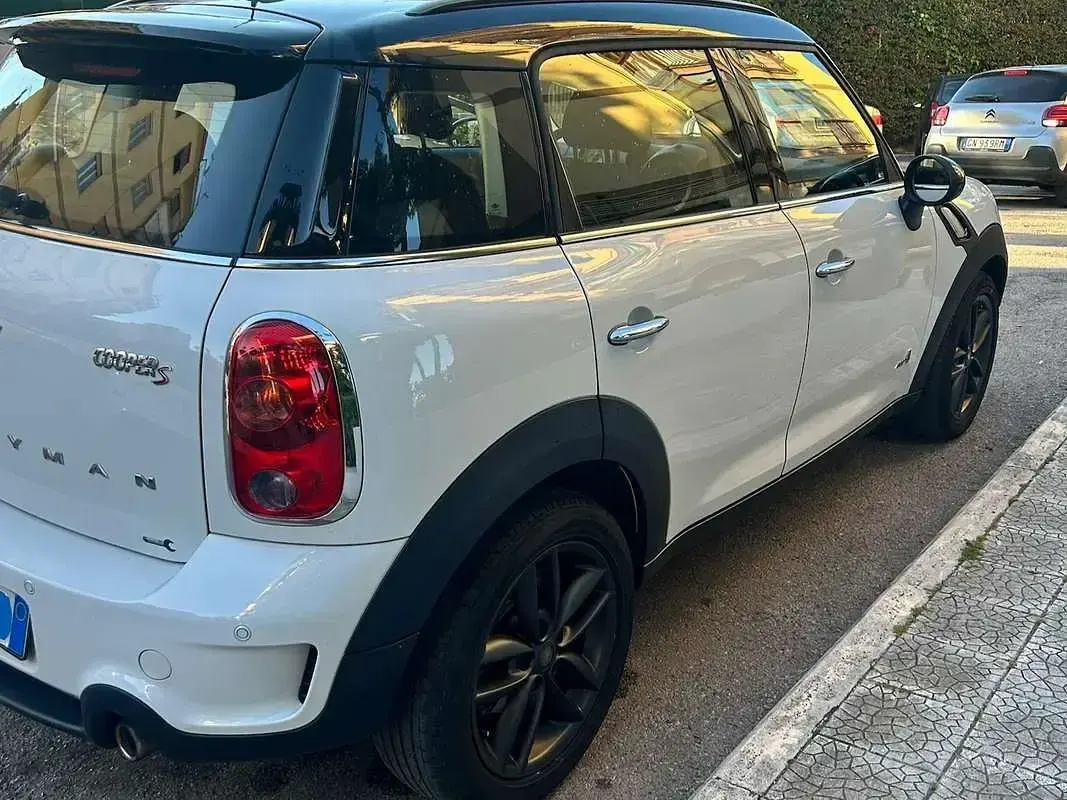 Usata Mini Cooper S Countryman 184 CV (135 kW) 2013 Bianco SUV