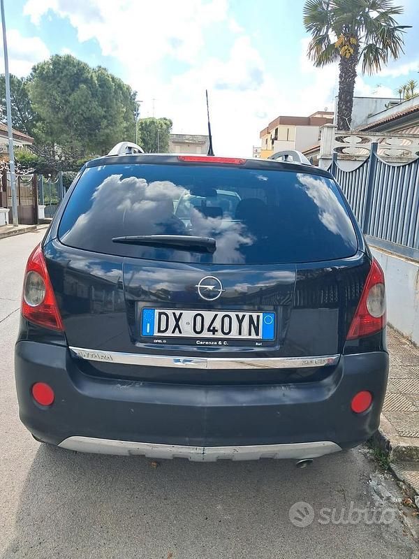 Usata Opel Antara 150 CV (110 kW) 2009 Nero SUV