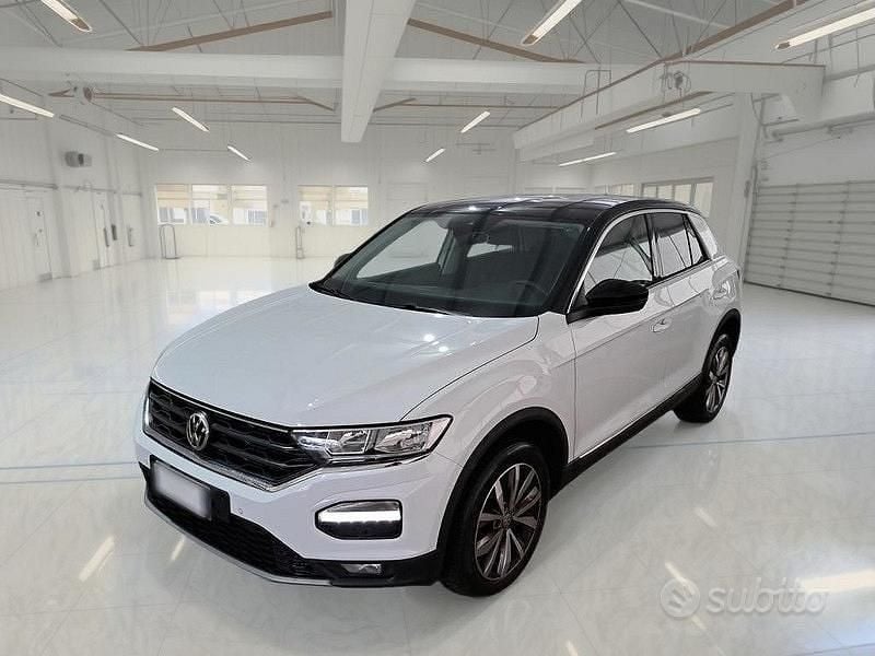Bianco Usata 2020 VW T-Roc Style SUV | 20.300 € (Buon prezzo) - Immagine 1/4