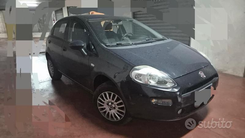 Usata Fiat Punto 2017 Blu Utilitaria
