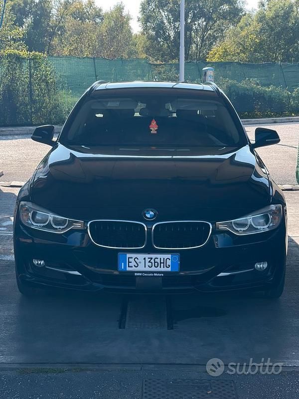 Blu Usata 2014 BMW 330 Comfort Edition Station wagon | 9800 € (Ottimo prezzo) - Immagine 1/4