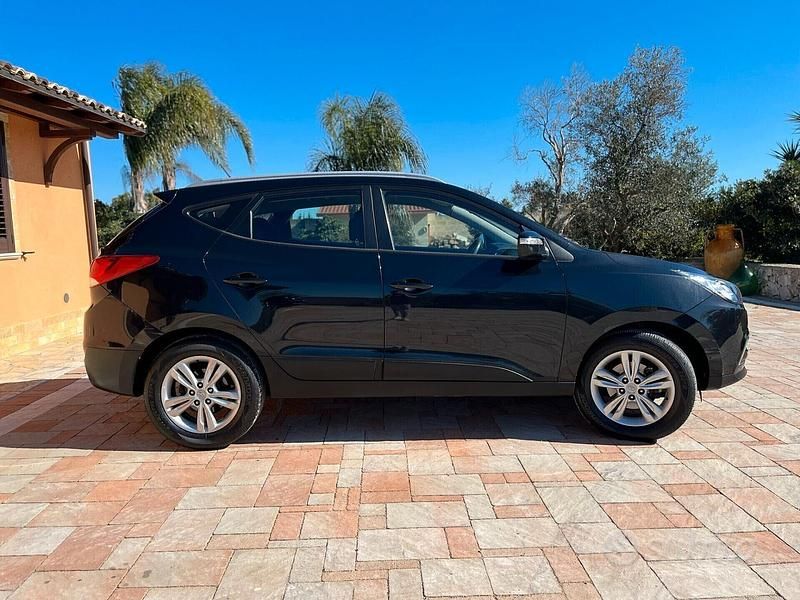 Usata Hyundai ix35 Comfort 136 CV (100 kW) 2010 Nero SUV