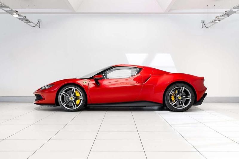 Usata Ferrari 296 829 CV (609 kW) 2023 Other Coupé