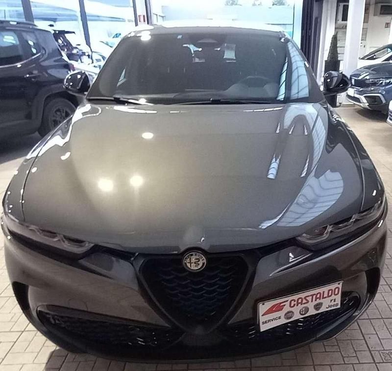 Usata Alfa Romeo Tonale Edizione Speciale 131 CV (96 kW) 2022 Grigio SUV
