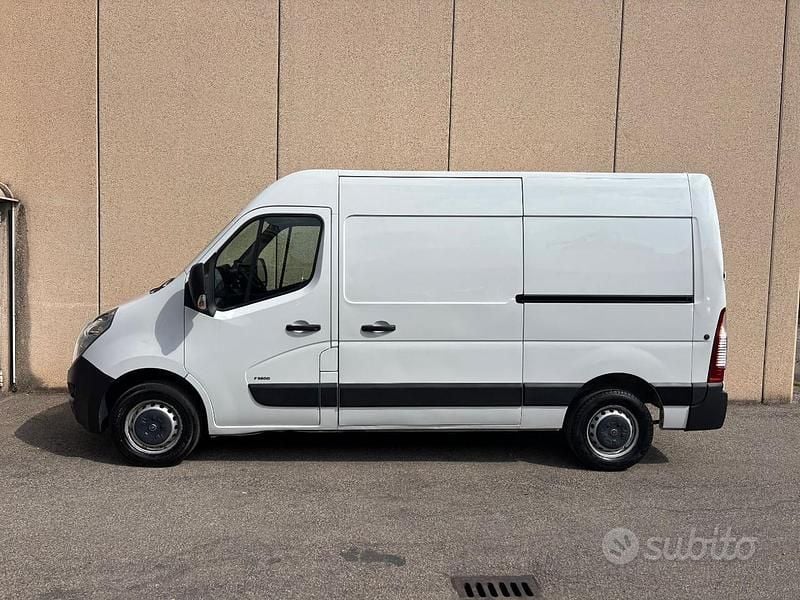 Usata Opel Movano 131 CV (96 kW) 2018 Bianco Monovolume