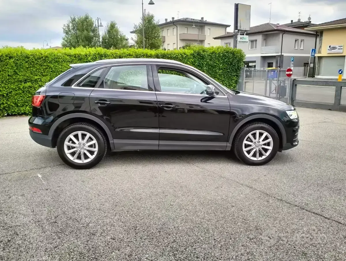 Usata Audi Q3 Advanced Plus 150 CV (110 kW) 2015 Nero SUV