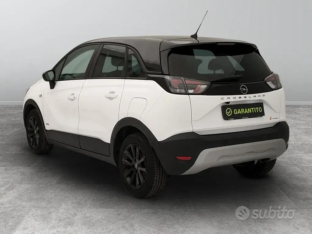 Usata Opel Crossland Design Edition 83 CV (61 kW) 2022 Bianco SUV
